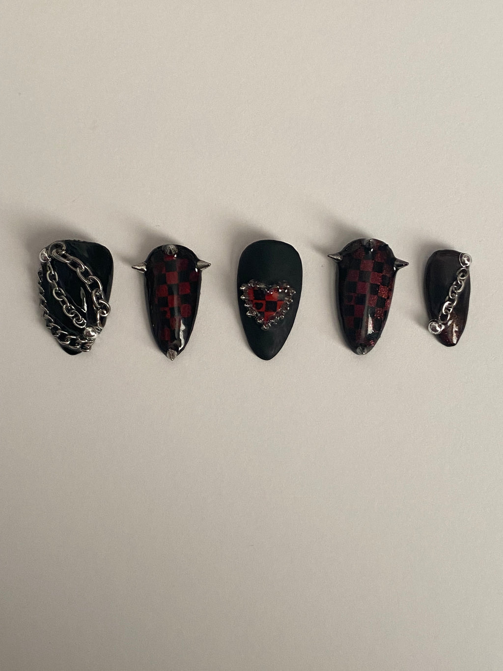 Red Flannel Gothic Press-on Nails